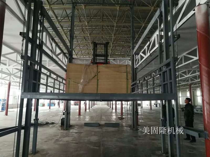 新星导轨式升降机厂家